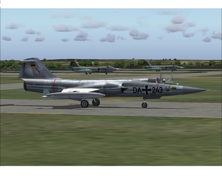 F-104G German Air Force, Code  DA+243.jpg