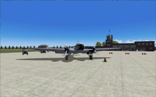 He 111C at Schiphol.jpg