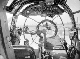 He111 Cockpit.jpg