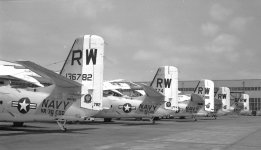 Grumman_C-1As_of_VR-30_COD_1974_(5087877697).jpg