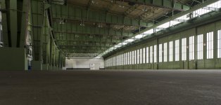 templehof_hall_hangar.jpg